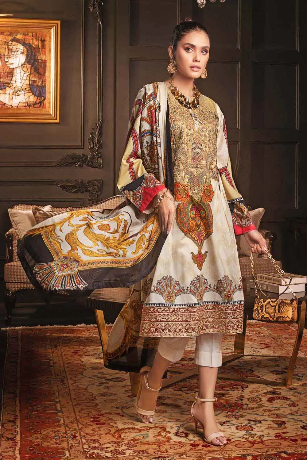 Gul Ahmed Summer 2022 · Premium Collection – 3PC Tissue Silk Dupatta With Lawn Suit SSM-12010