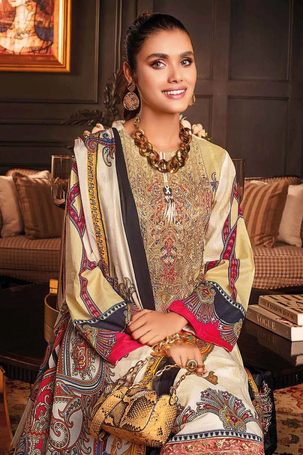 Gul Ahmed Summer 2022 · Premium Collection – 3PC Tissue Silk Dupatta With Lawn Suit SSM-12010