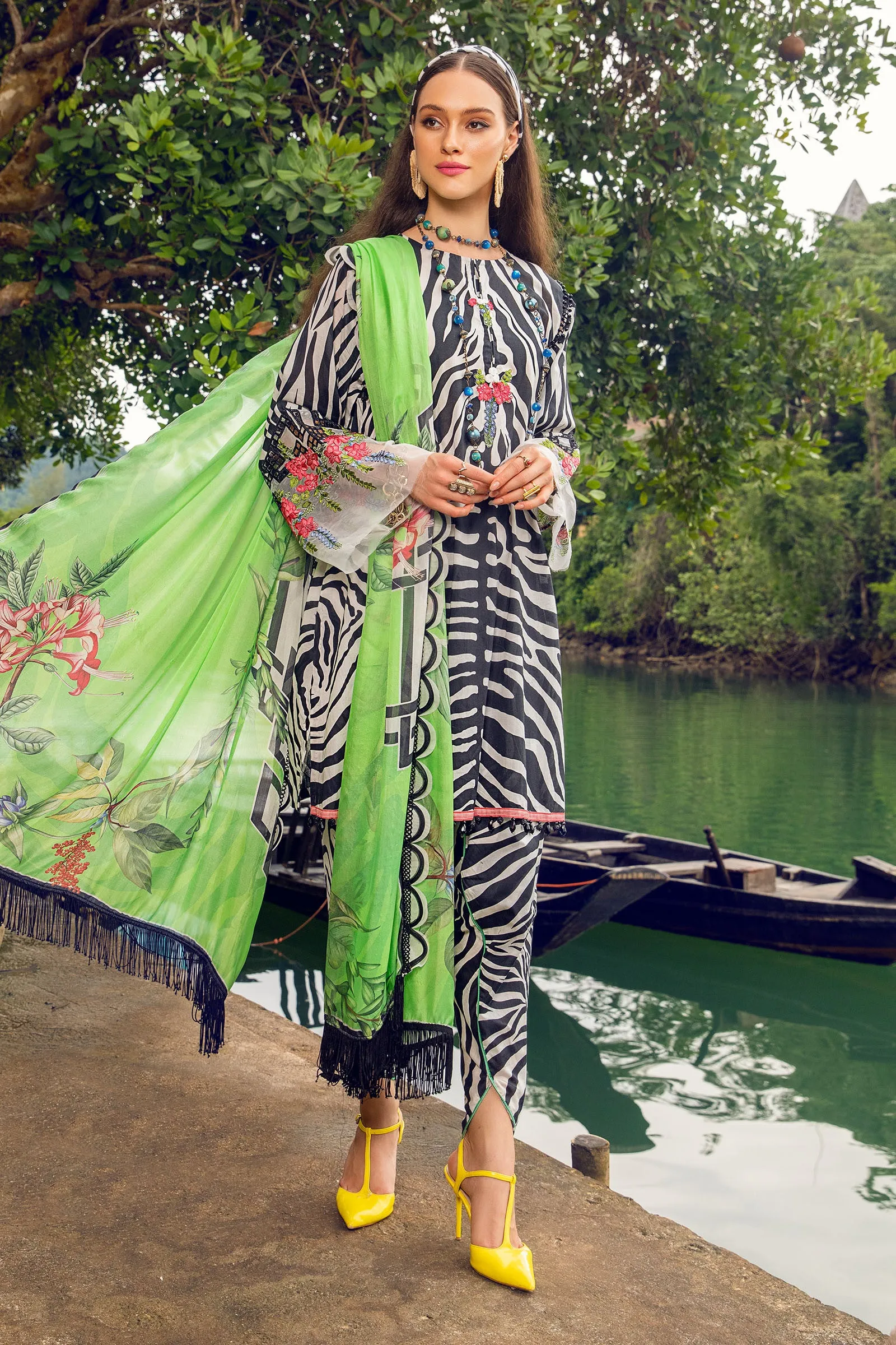 MARIA.B. Mprints Eid Lawn Collection  – MPT-1407-B