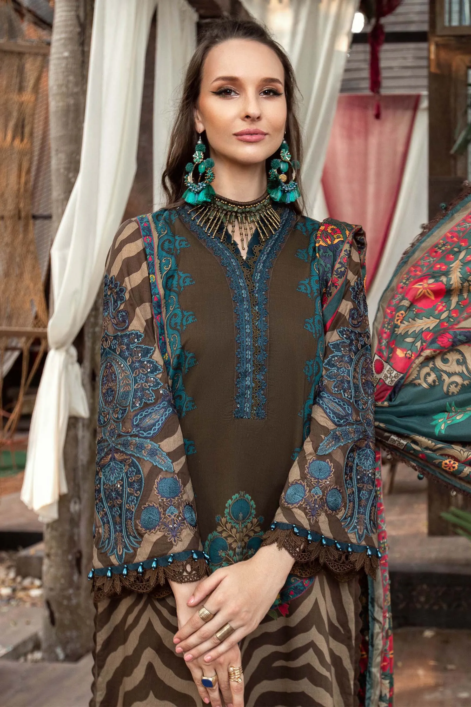 MARIA.B MPrints Eid Lawn Collection – MPT-1804-B