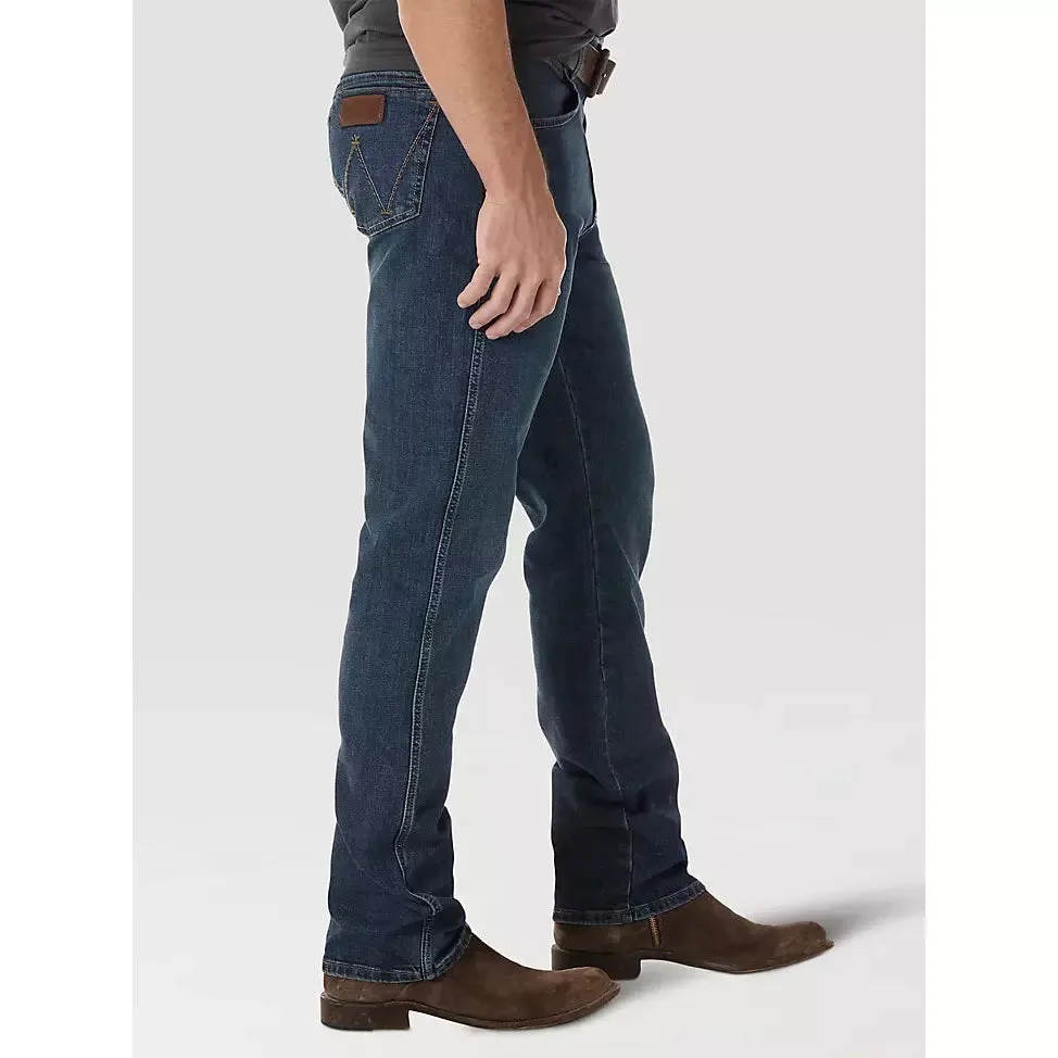 MEN'S WRANGLER RETRO® SLIM FIT STRAIGHT LEG JEAN IN PORTLAND