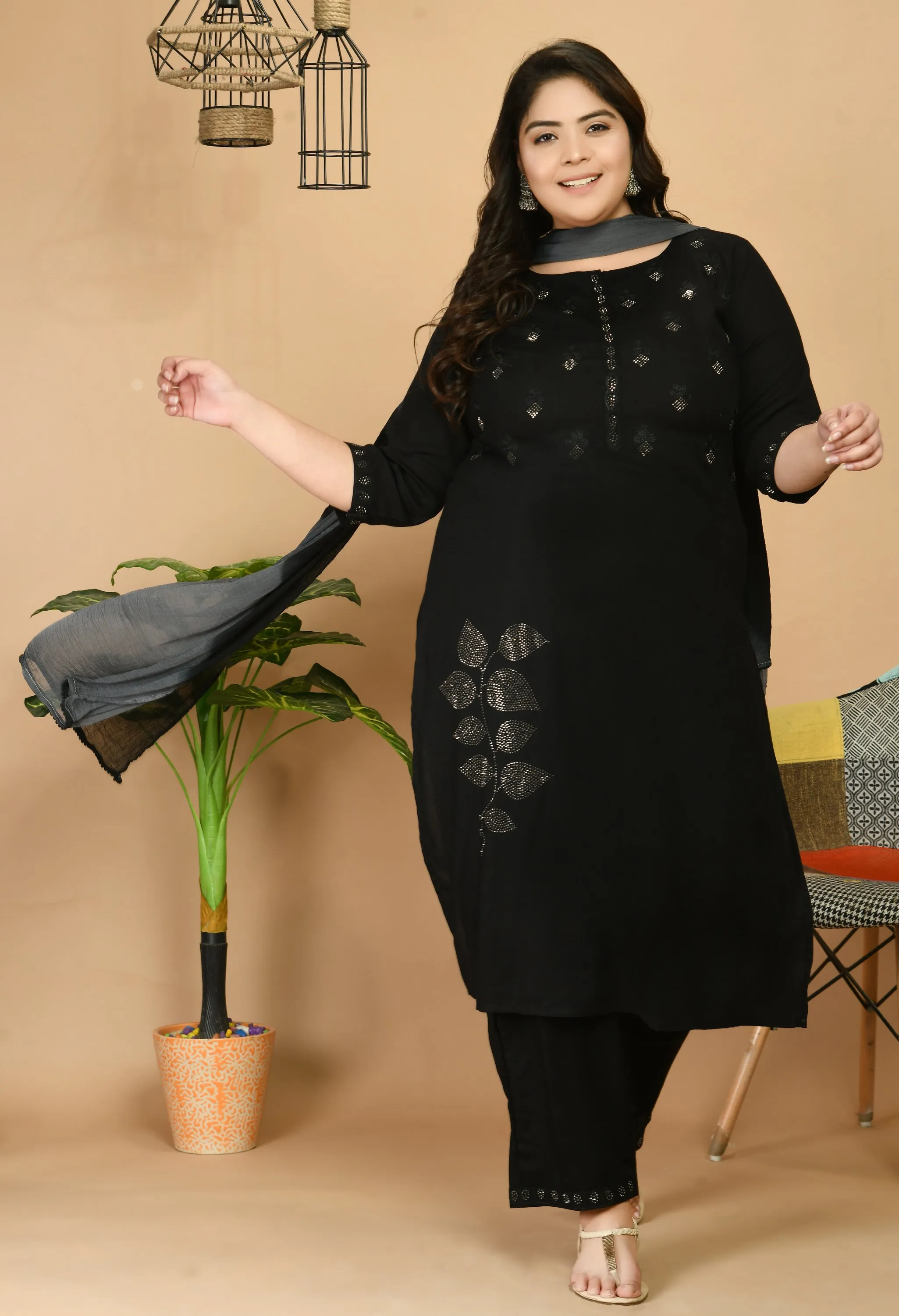 Plus Size Dazzling Black Kurta Pant Set with Dupatta