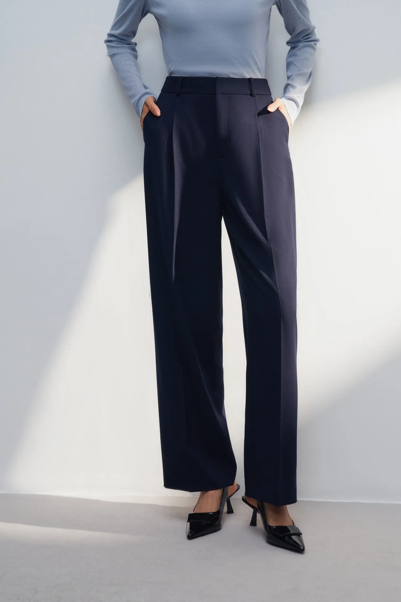 Spandex Cavalry Twill Relaxed Straight Leg Suit Pants