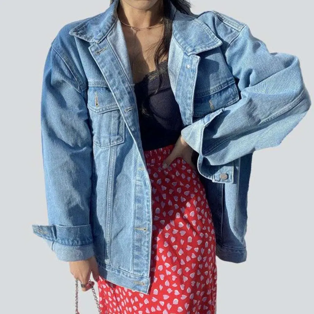 Stylish denim jacket with belt